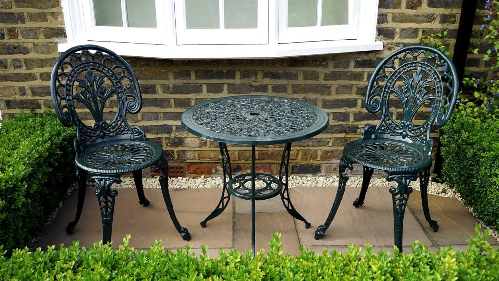 Decorating a Small Patio
