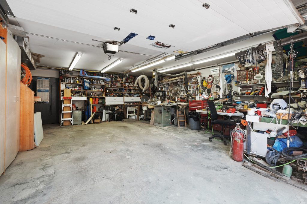 Garage floor declutter