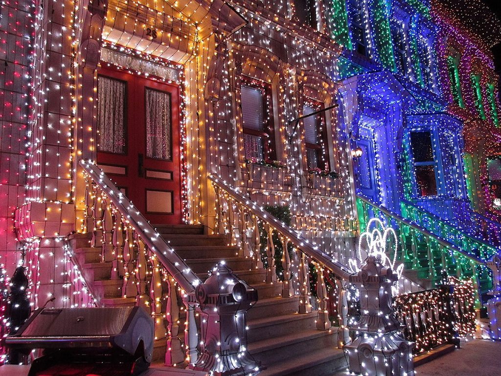 Outdoor Christmas Lighting