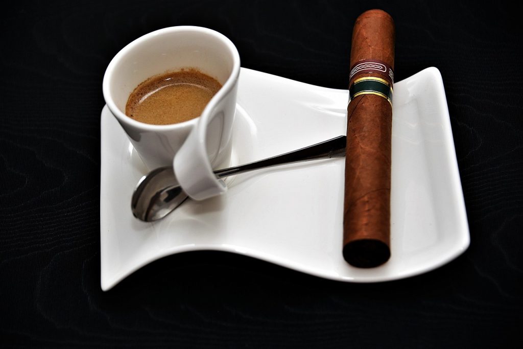 history of premium cigar