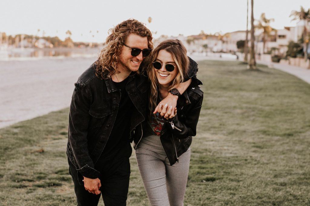 choosing sunglasses for face shape